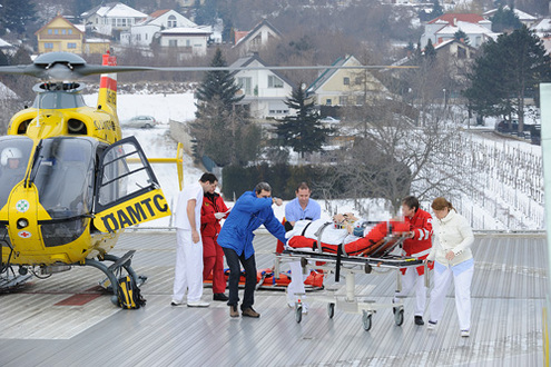 Patient/in wurde mit dem Notarzthubschrauber in das Eisenstädter Krankenhaus der Barmherzigen Brüder gebracht. C: Manfred Horvath